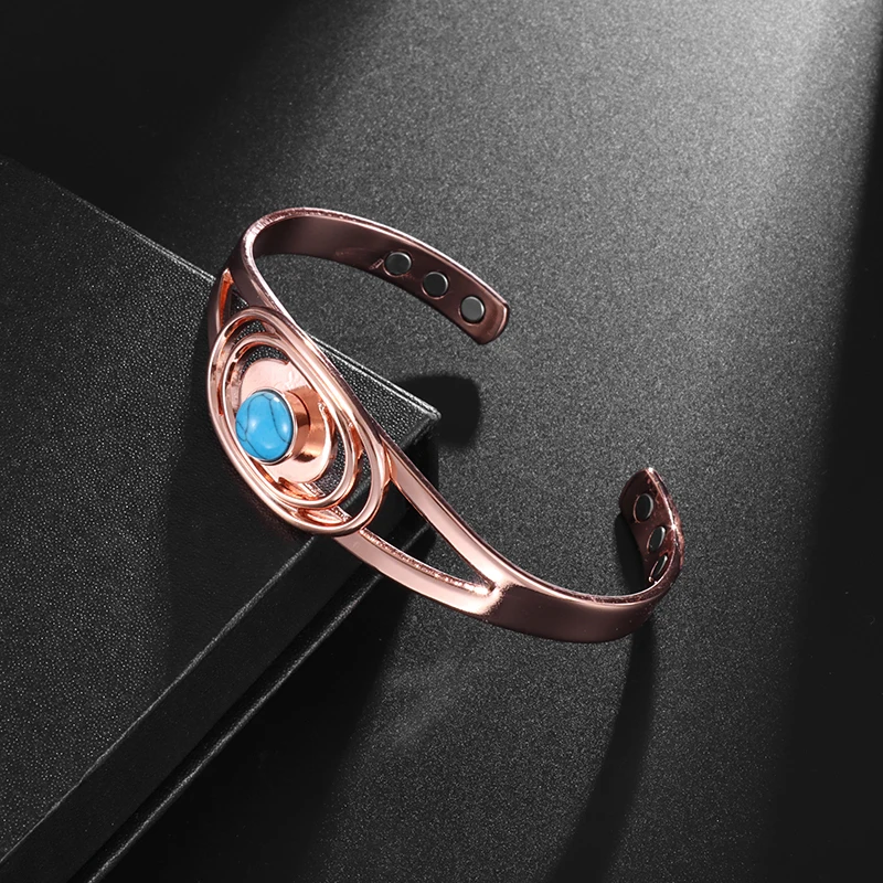 

Men's and Women's New Style Delicate Fashion Blue Eye Three Layer Bracelet Simple Creative Bracelet Casual Jewelry Gift