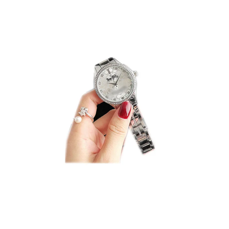 2023 Europe and the United States popular fashion temperament personality matching diamond-encrusted ladies quartz watch