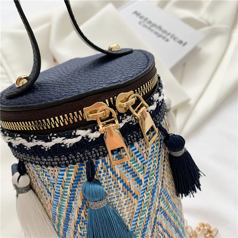 2023 New Women's Bag Fashion Korean Women Bag Summer Ethnic Style Western Style Bucket Tassel Messenger Bag Clutch Bag Handbag
