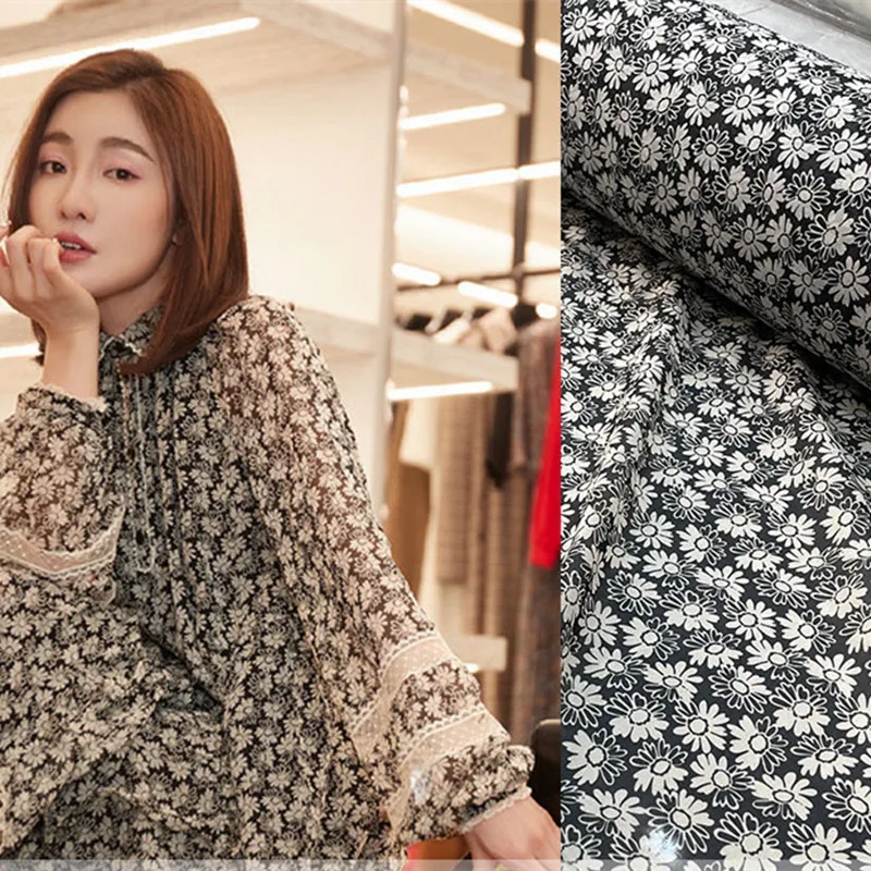 

European and American Brand Pattern Silk Black and White Xiao Zouju Clothing Skirt Shirt Printing Sewing Tulle Brocade Fabric