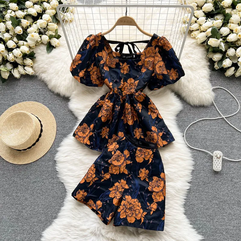 

Printed suit bubble short sleeve T-shirt women's collar Ruffle Top + High Waist Wide Leg shorts two-piece set