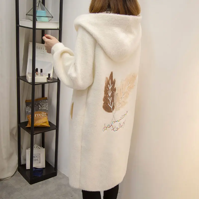 

Autumn Winter Women Flocking New Fashion Single Breasted Office Lady Casual Striped Jacket Solid Clothes Thicken Coat M767