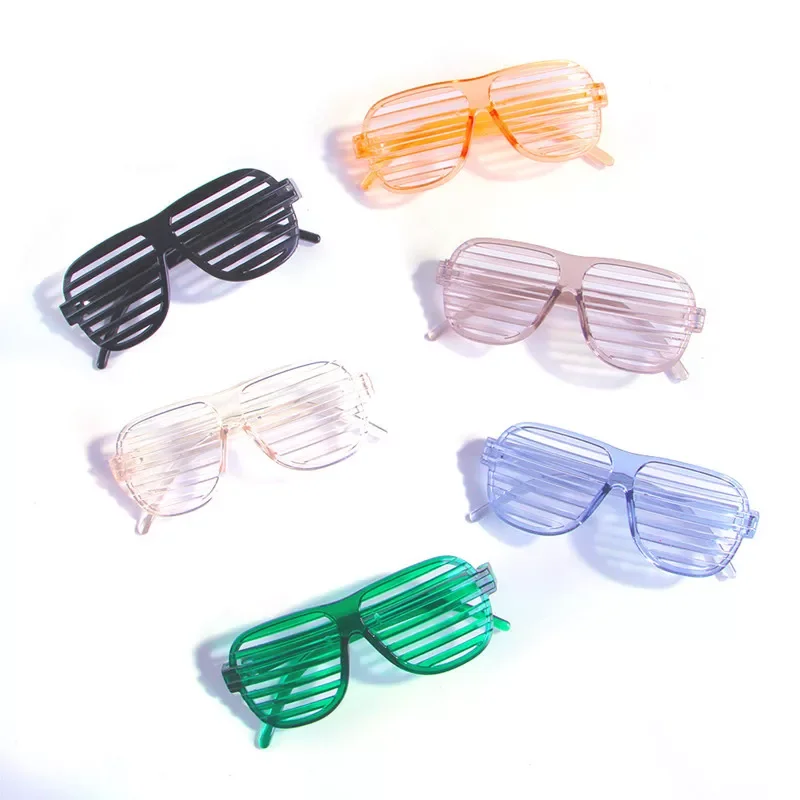 

2022New Products Lovely Blinds Cat Sunglasses Reflection Eyewear Glasses For Small Dog Cat Pet Photos Props Accessories