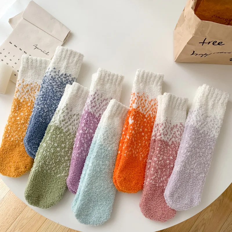 

Winter new style starry half velvet mid-tube warm and thick fashion simple and versatile trend socks