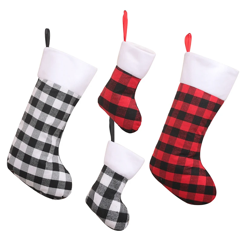 Ation Christmas Tree Pendant Gift Bag Candy Storage Christmas Socks Lattice Plaid Red Black White Stockings Kids