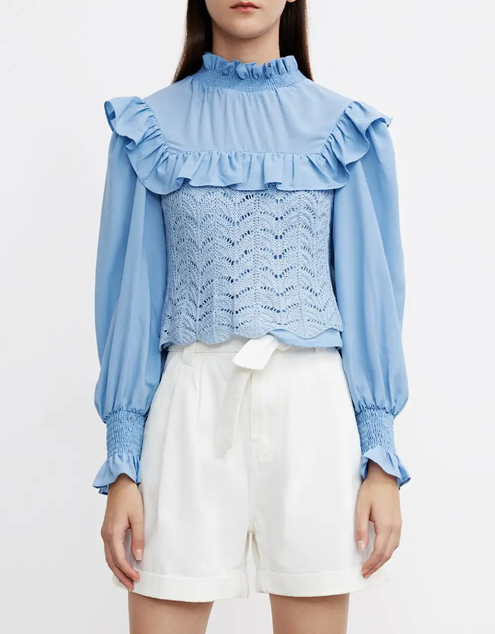 

Contrast Fabric Neck Ruffle Detail Blouse