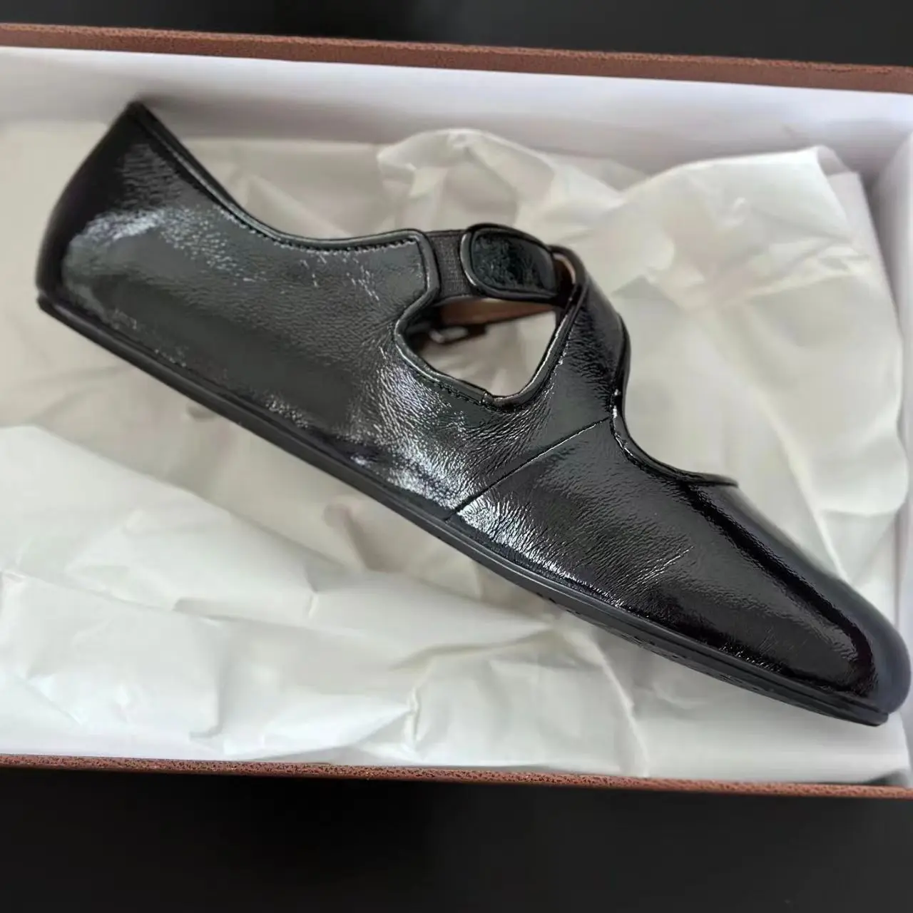 Женские лакированные модные повседневные балетные туфли Alaia из мятой воловьей