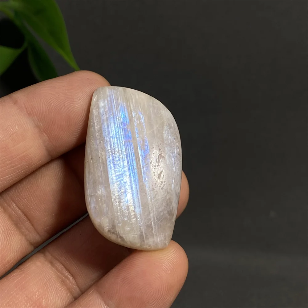 

Голубой лунный камень кулон