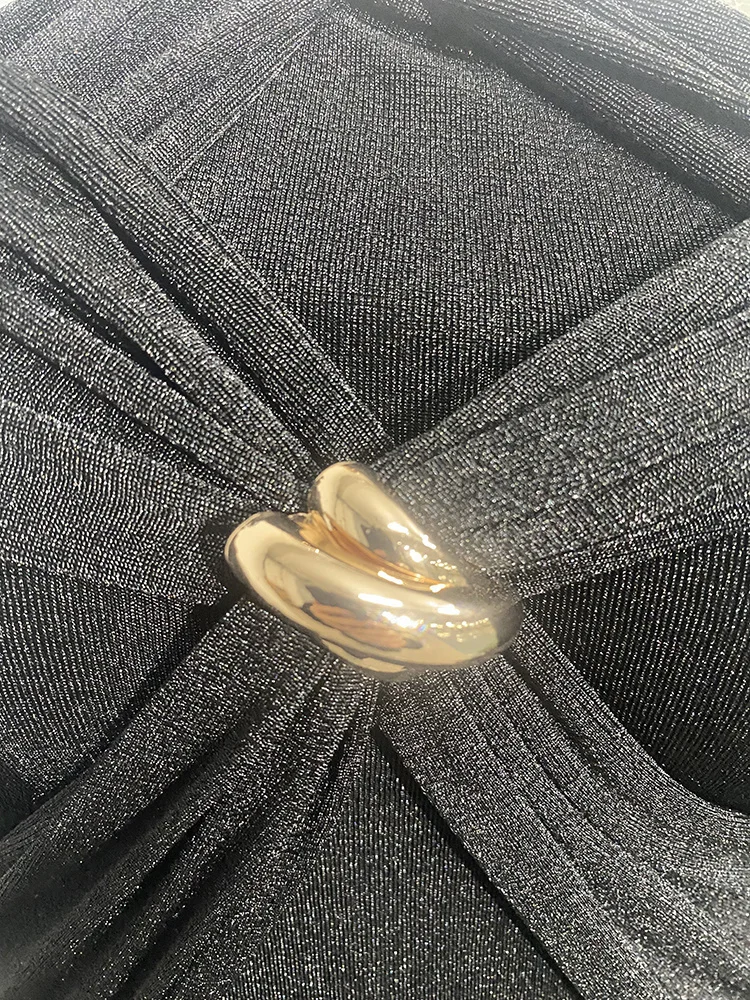 Женское трикотажное платье с вырезами DEAT