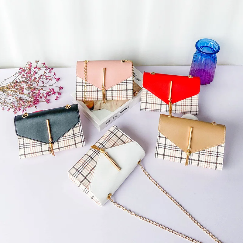 

Plaid Fringed Handbags One-Shoulder Small Square Bags For Women 2022 Summer And Autumn New Simple Female Bag