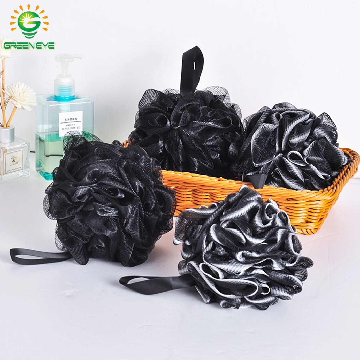 

4pcs Soft Shower Mesh Foaming Sponge Exfoliating Scrubber Black Bamboo Charcoal Bath Bubble Ball Body Skin Cleaner Cleaning Tool