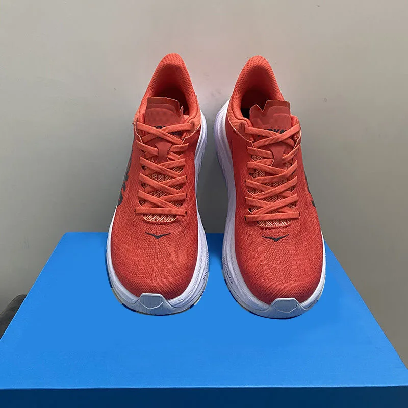 Unisex Carbon Plate Ultra light anti-slip shockproof Marathon Running shoes lovers breathable road running jogging sneakers