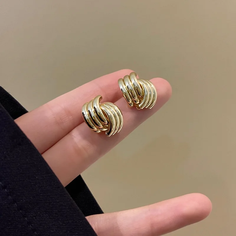 Уникальные зимние короткие Ушные Кольца с модным дизайном железного кольца