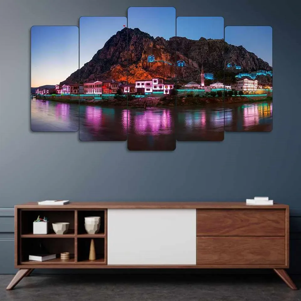 

Стол из МДФ AMASIA Design