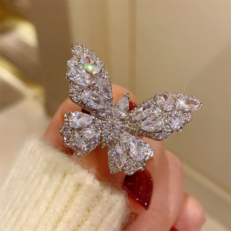 SENYUYA серебряная брошь-бабочка с кристаллами