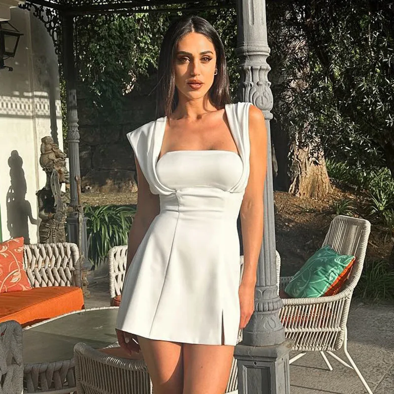 Женское Короткое платье-трапеция без рукавов с квадратным вырезом