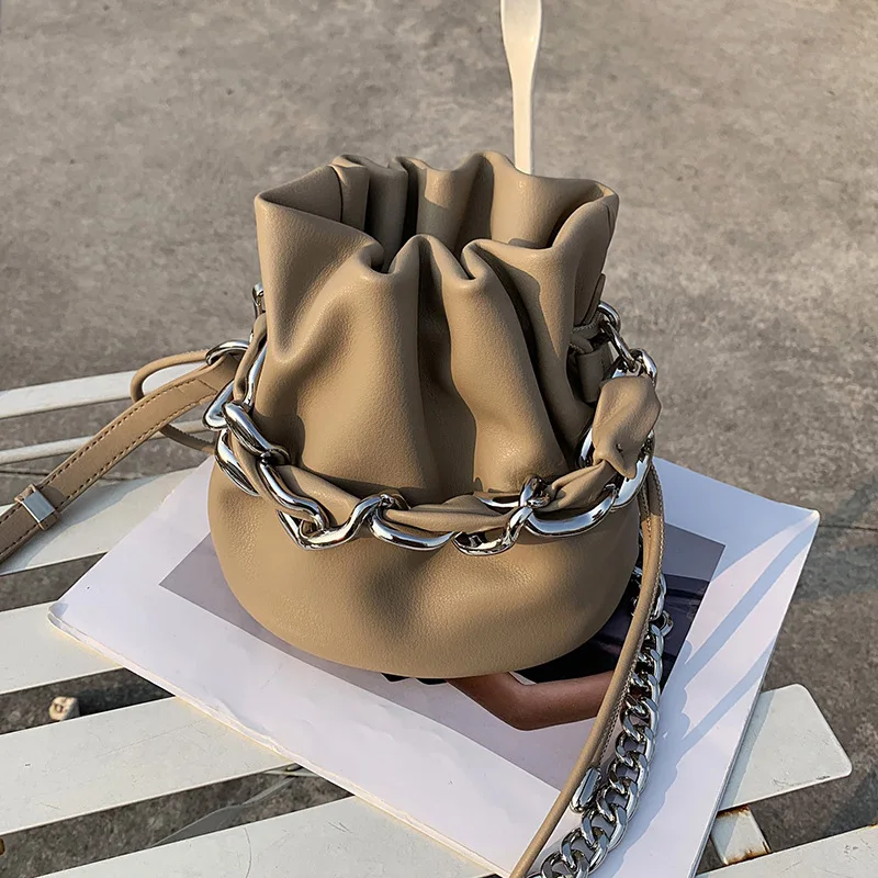 

New Versatile Handheld Drawstring Chain Cowhide Bucket Bag Genuine Leather Large Capacity Crossbody Niche Shoulder Bag for Women