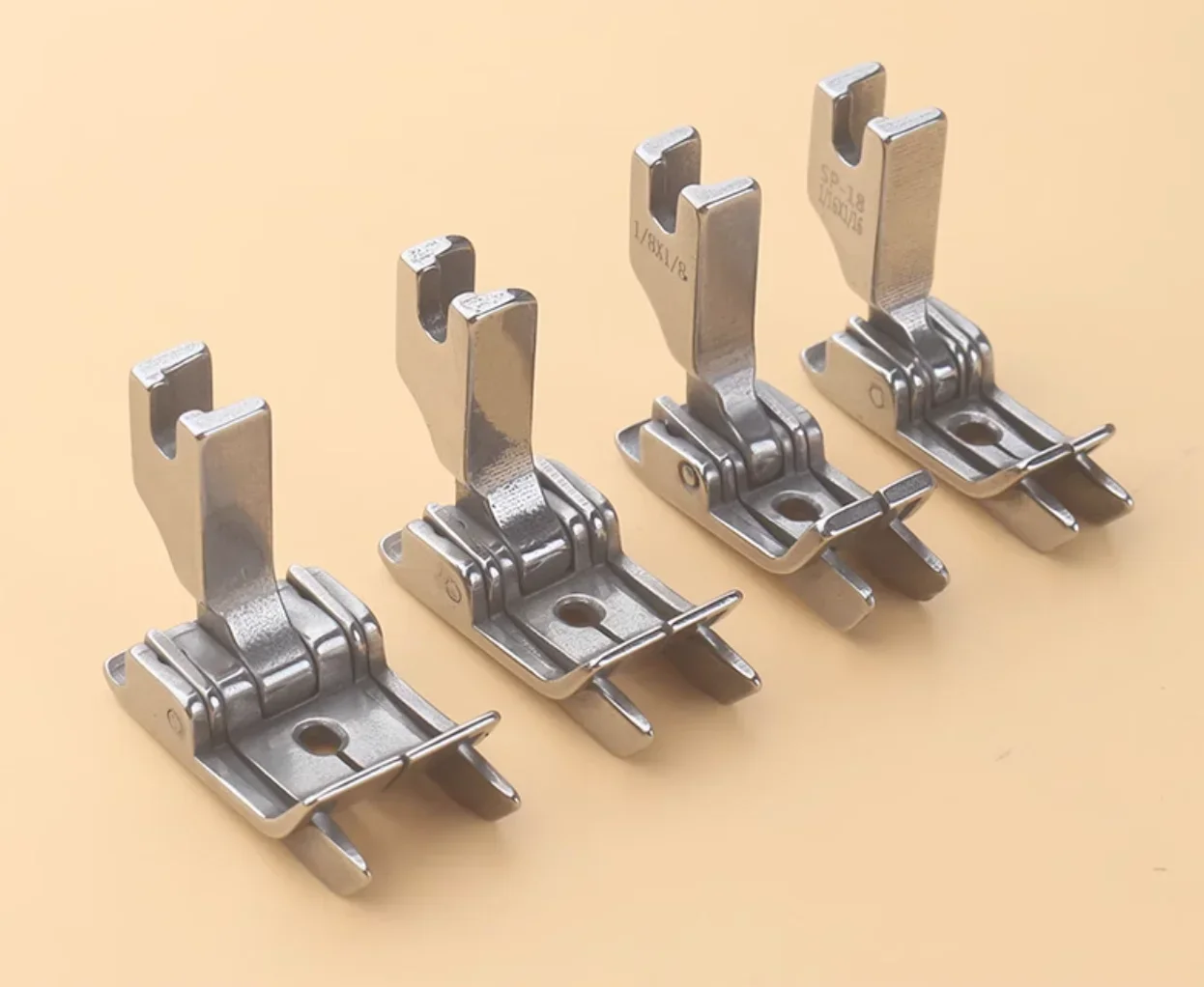 Фото Прижимная лапка Double Stop Center Seam Presser Foot с левым и правым обрезным ножом для прямострочных швейных машин №5