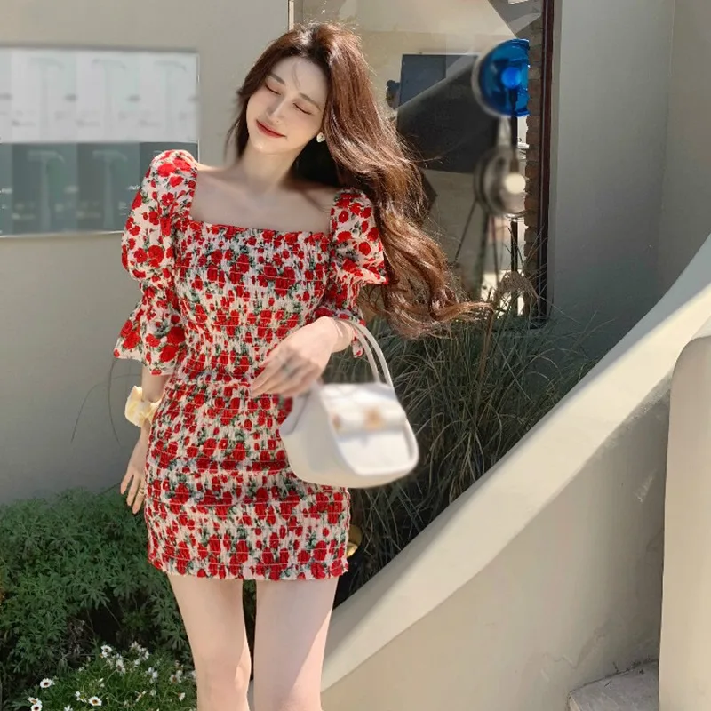 

Spring Summer Square Collar Floral Dress Women Temperament Slim Waist Bag Hip Skirt French Retro Dresses