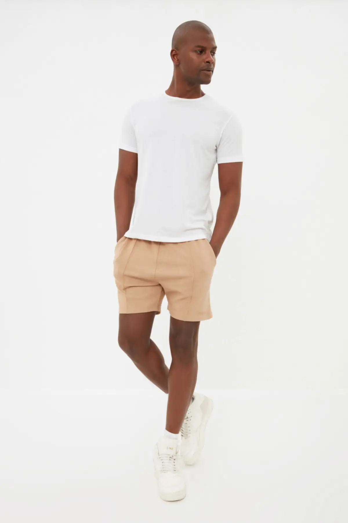 

Men's Regular Fit Short Boy Shorts & Bermuda TMNSS22SR0409