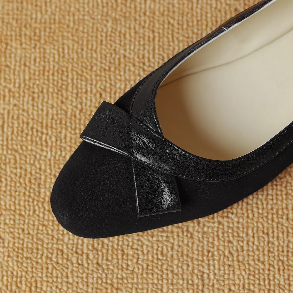 Туфли-лодочки женские на низком каблуке из овечьей замши с острым носком 33-40