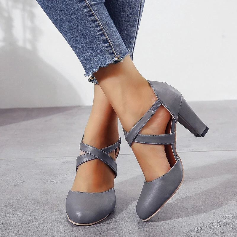 

Туфли-лодочки женские на высоком каблуке, весенние туфли-лодочки 2022, кожаные, серые, с ремешком в римском стиле, современные туфли на каблуке...