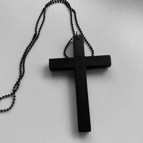 MOONBIFFY Wooden Cross Pendant Necklace