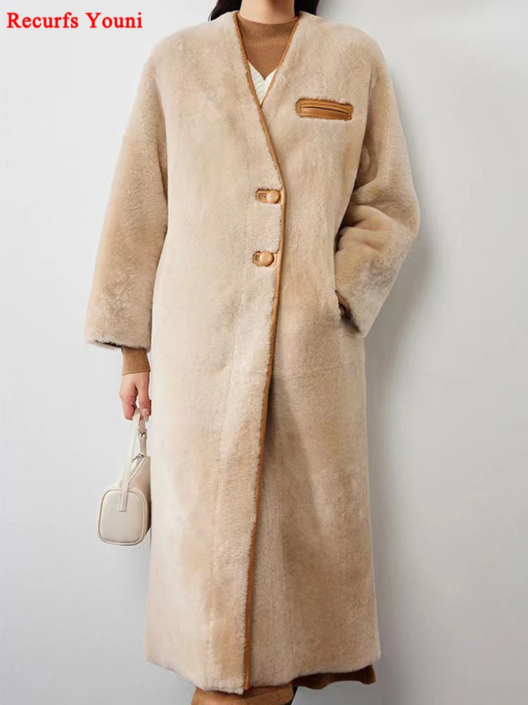 Женское длинное меховое пальто