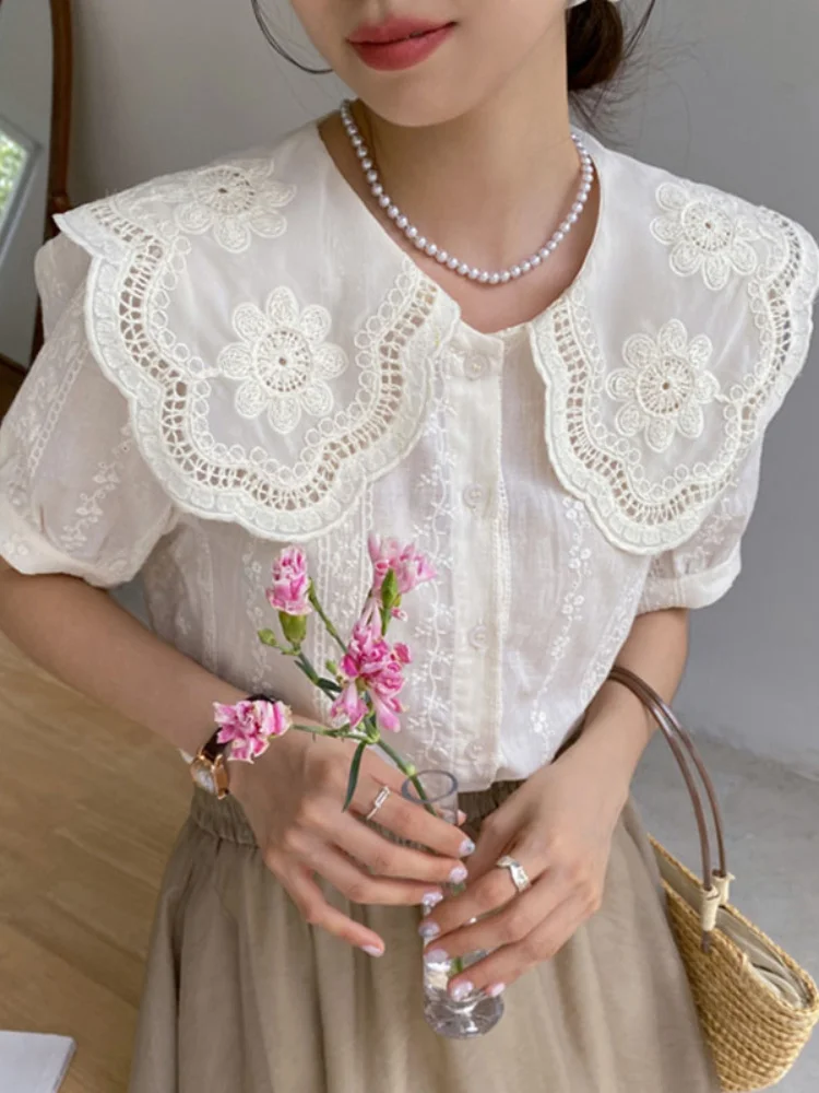 

J GIRLS French Elegant Women Shirts Solid Peter Pan Collar Floral Embroidery Top Female Button Up Puff Sleeve Woman Blouse