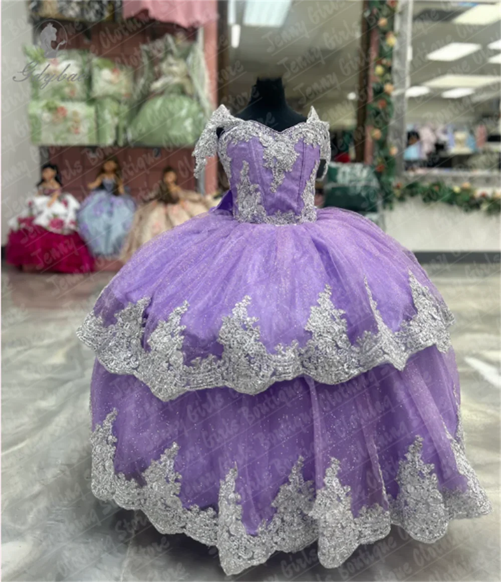 Светло-фиолетовое платье для маленьких девочек детское с пышным бантом и цветком