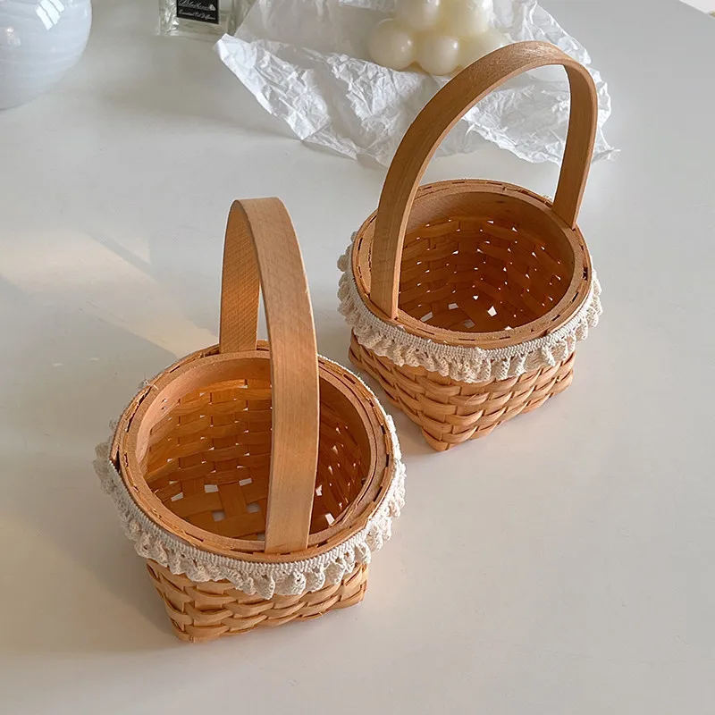 

Middle Size Home And Garden Decorations Bamboo Handmade Flowers Baskets For Dried Flowers Bouquet