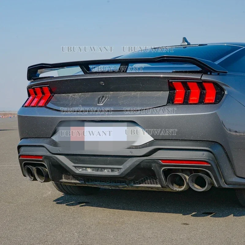 Для НОВОГО Ford Mustang 2024+ года спойлер из АБС-пластика глянцевый черный/CABRON COLOR заднее