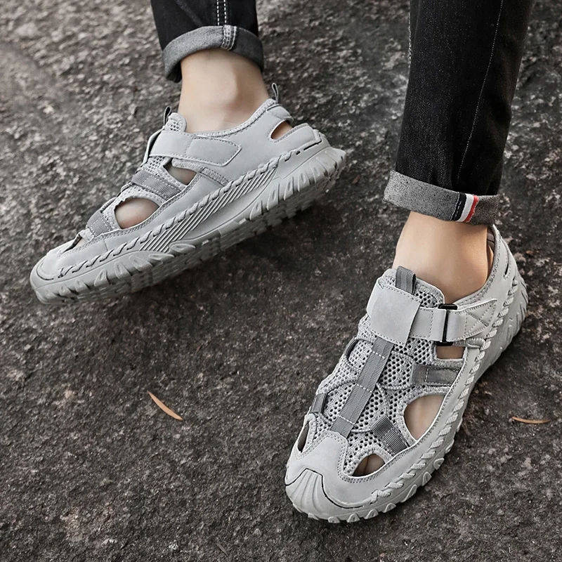 Summer Men Sandals Genuine Leather Mens Casual Shoes Outdoor for Beach Roman mens