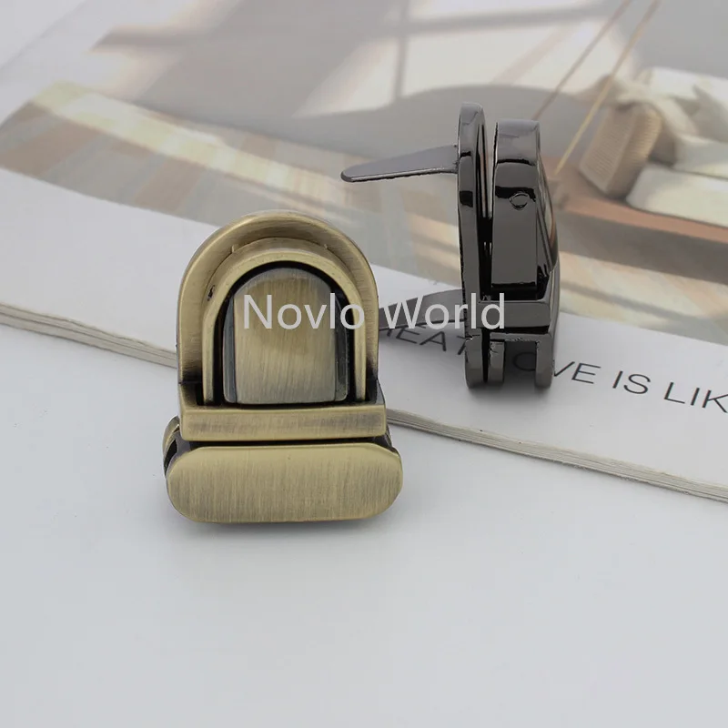 10-30 pieces 3 colors 32*26mm Multi-Purpose Tongue-shape Push Lock for Women bags Briefcase Purses Accessories