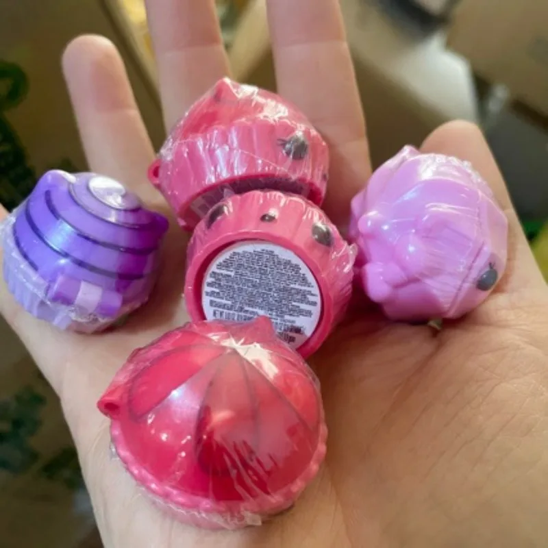 Фото Набор Num Noms: блеск для губ, штамп, ароматные игрушки-закуски, фигурки животных-кроликов, коллекционные модели игрушек, подарки на день рождения №3