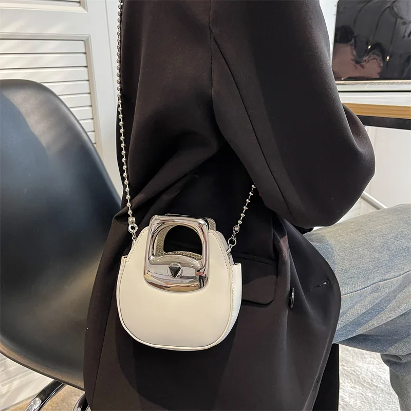 

2022 New Brand Design Ladies Fashion Full Matching Chain Round Bag High Quality Messenger Bags Fashion Women Purse and Handbags