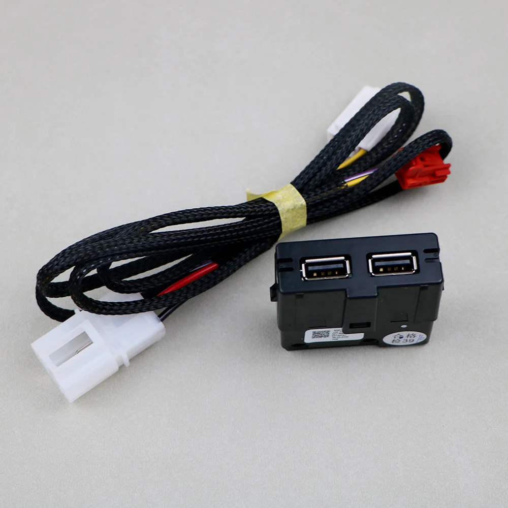 

5QD035726 Rear Seat USB Socket Armrest USB With Wiring For VW Tiguan MK2 Teramont Skoda Kodiaq Karoq Octavia A7 5QD 035 726 L