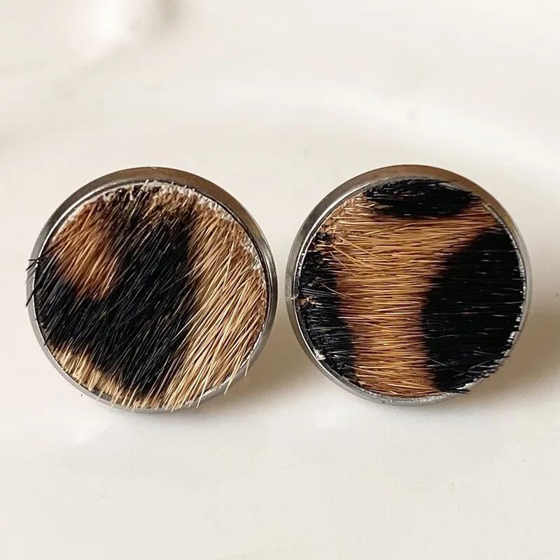 

Simple Cowhide Leopard Earrings Farm Cow Cow Hair Embossed Hip Hop Punk Earrings For Women