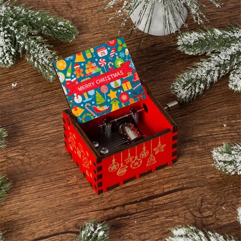 Деревянная музыкальная шкатулка