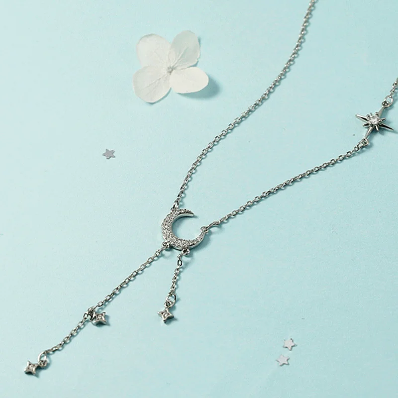 Женская цепочка с подвеской в виде звезды и Луны цирконом