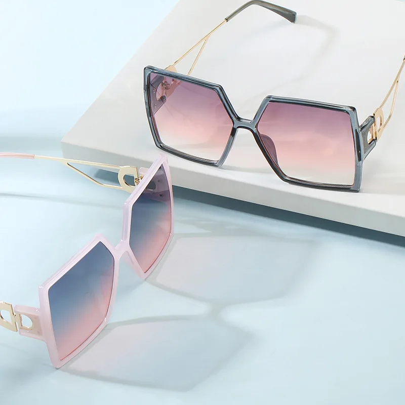 

2022 Ladies Sunglasses Fashion Luxury Large Frame Glasses Outdoor Sports Driving Riding Beach Sunscreen Sunglasses Gafas De Sol