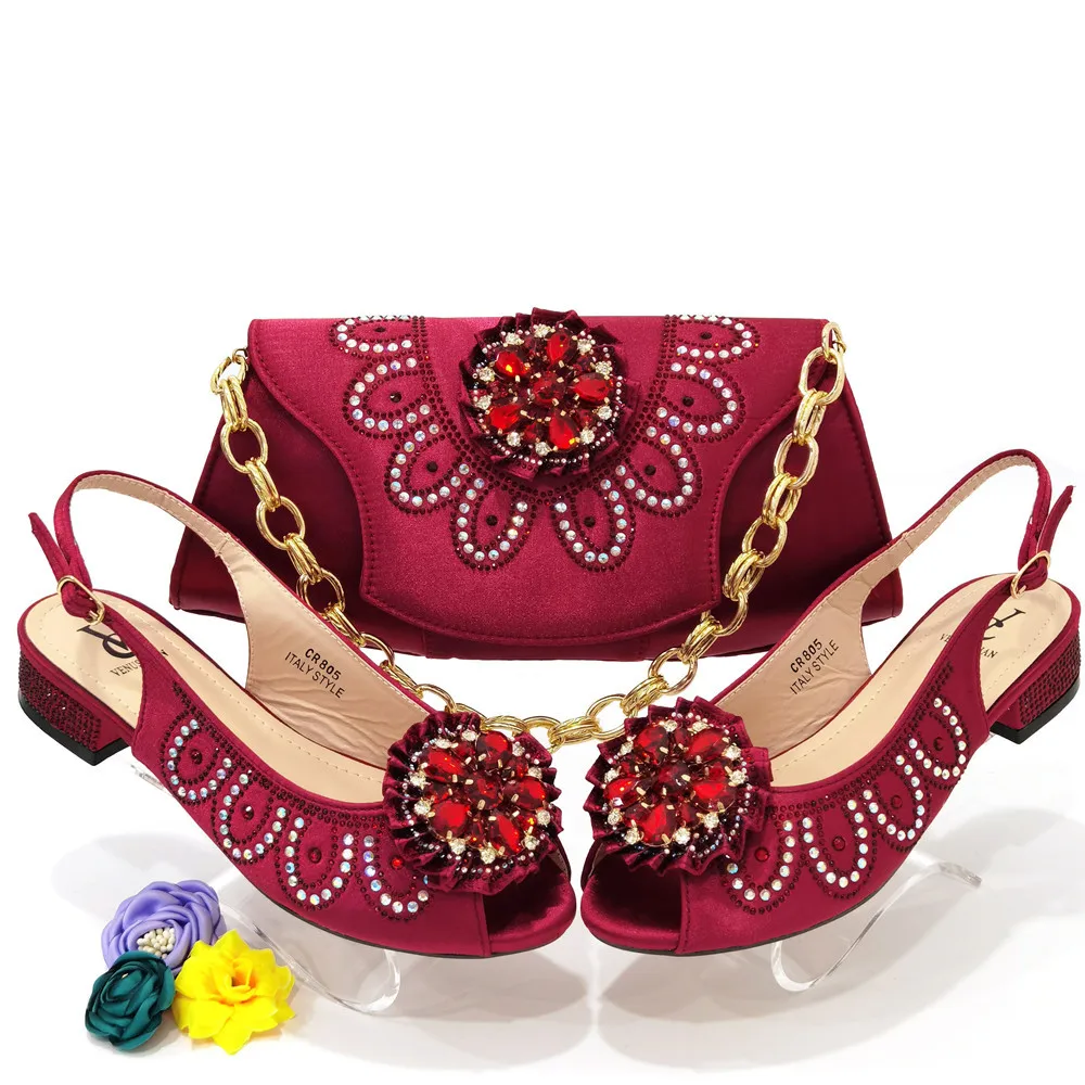 Новинка Винный Цвет соответствует стандартным каблукам итальянская обувь и