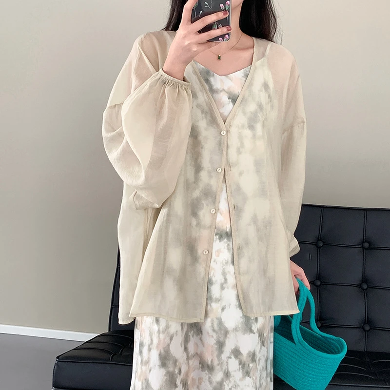 

Summer Loose Button Up Shirt Elegant Sweet Plain Casual Shirts Women Lantern Long Sleeve Sun-proof Blouses Girls Tops Vintage