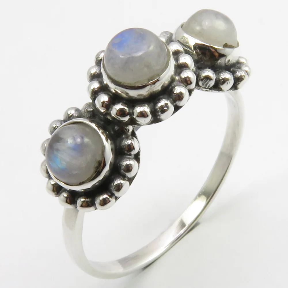 

Semi-precious Stone Ring Size 9 3.8 Gram Classic