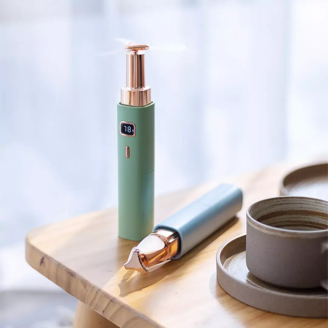 

Mini Handheld Fan Ultra-quiet Flashlight Fan Portable Student Office Cooling Fans Three-Gear Rechargeable Lipstick Small Fan