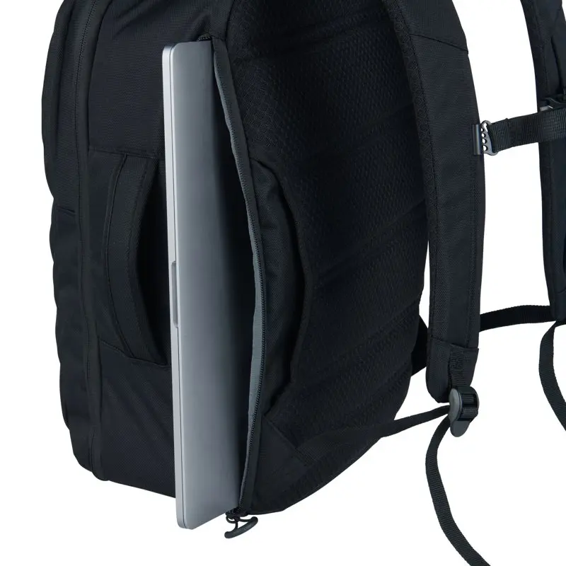 Slumberjack 32 L Weekender Backpack Black Lightweight Daypack for Hiking Camping Travel School