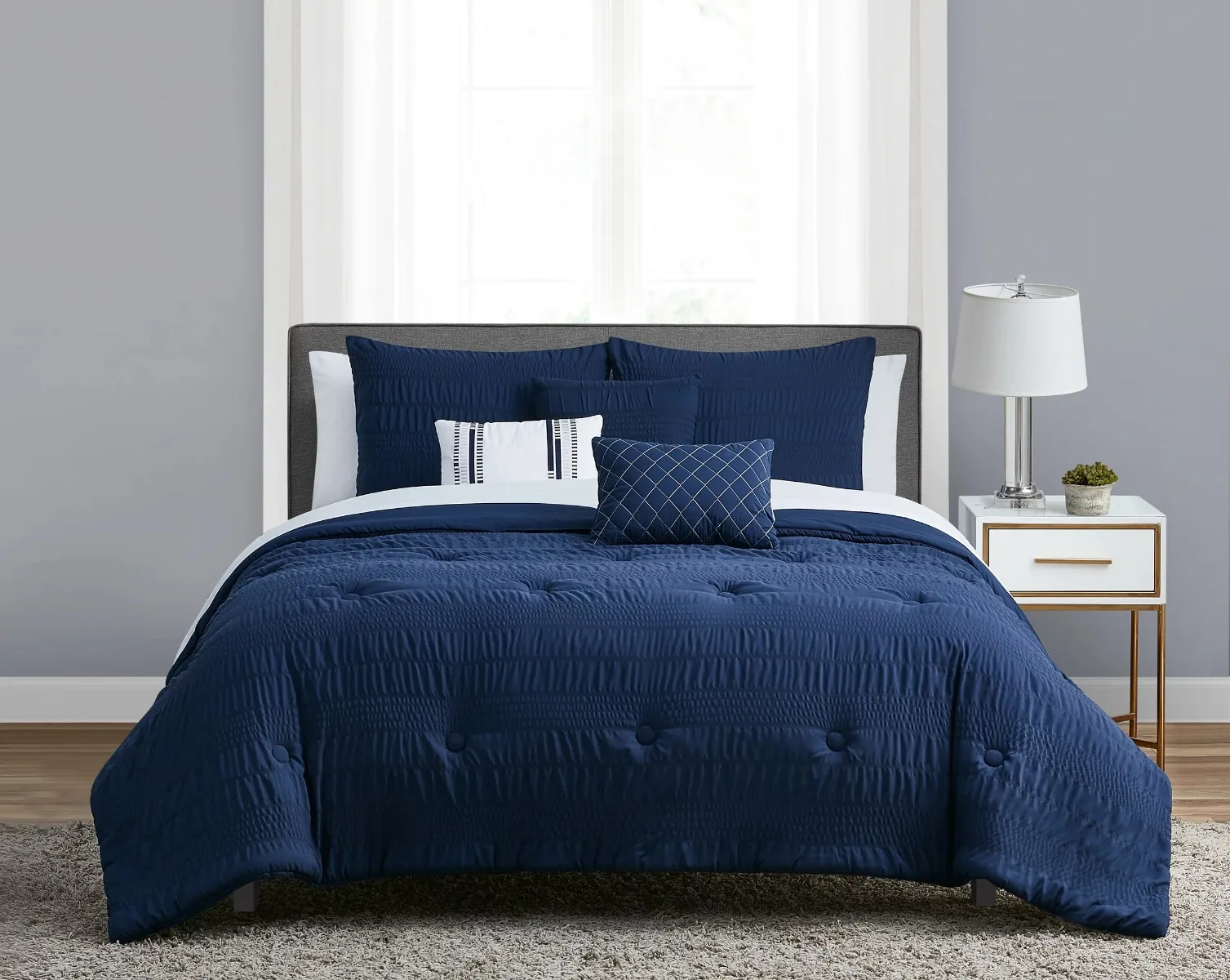 

Navy Seersucker 10 Piece Bed in a Bag with Sheets and 3 DecPillows, Full
