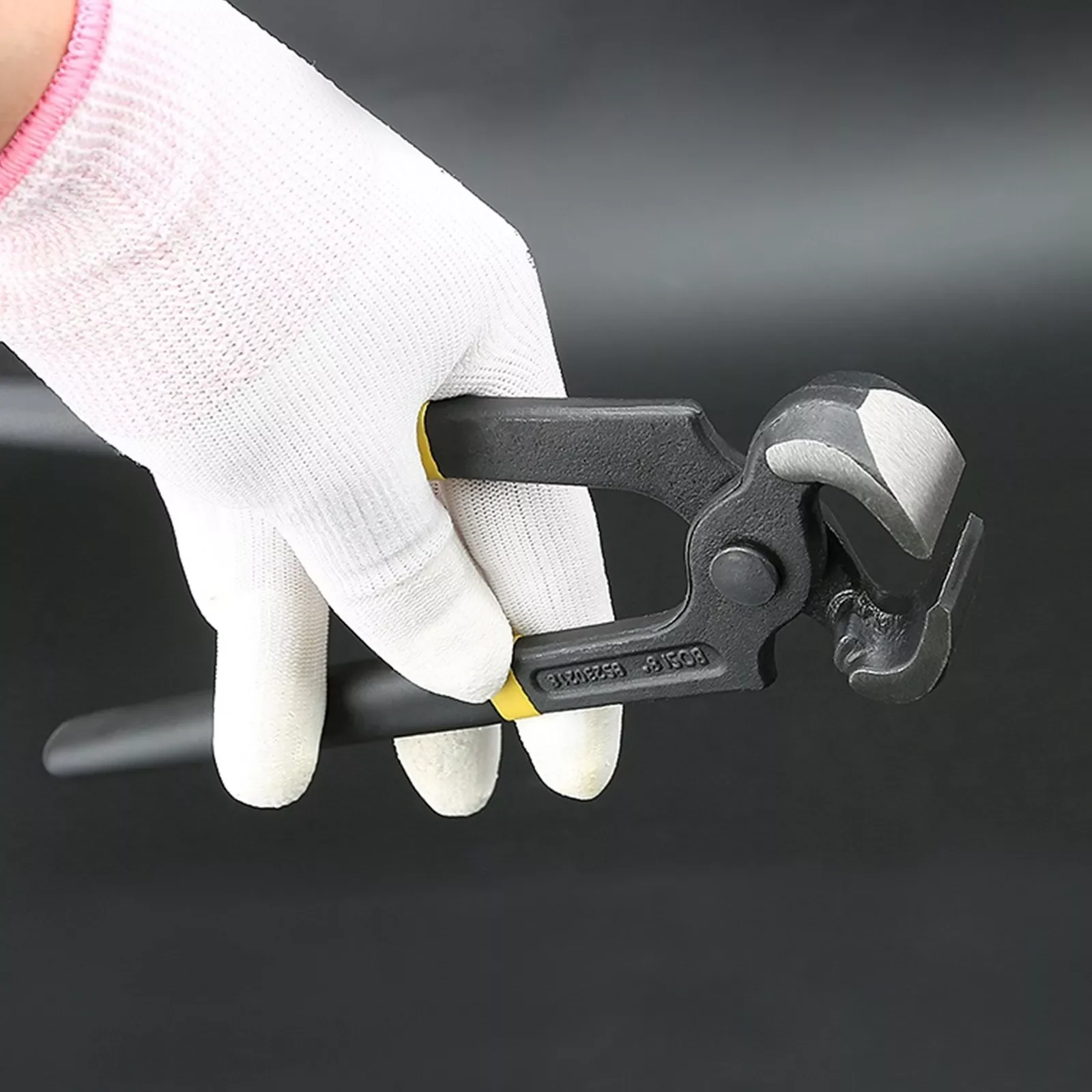 

JMT 150/200mm Nail Pulling Pliers NutcrackerWalnut Tongs Bolt Cutters Snail Cutting Pliers Nail Puller Carpenter Cobbler Tools