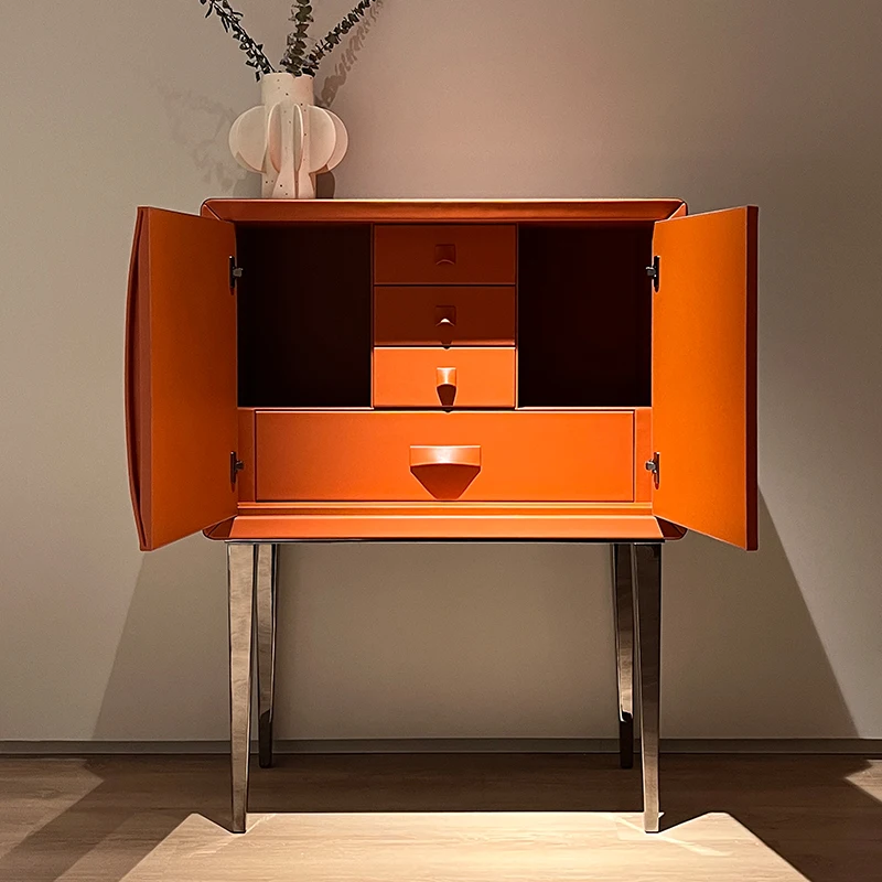 Рисунок 2 - Винный шкаф из нержавеющей стали под заказ