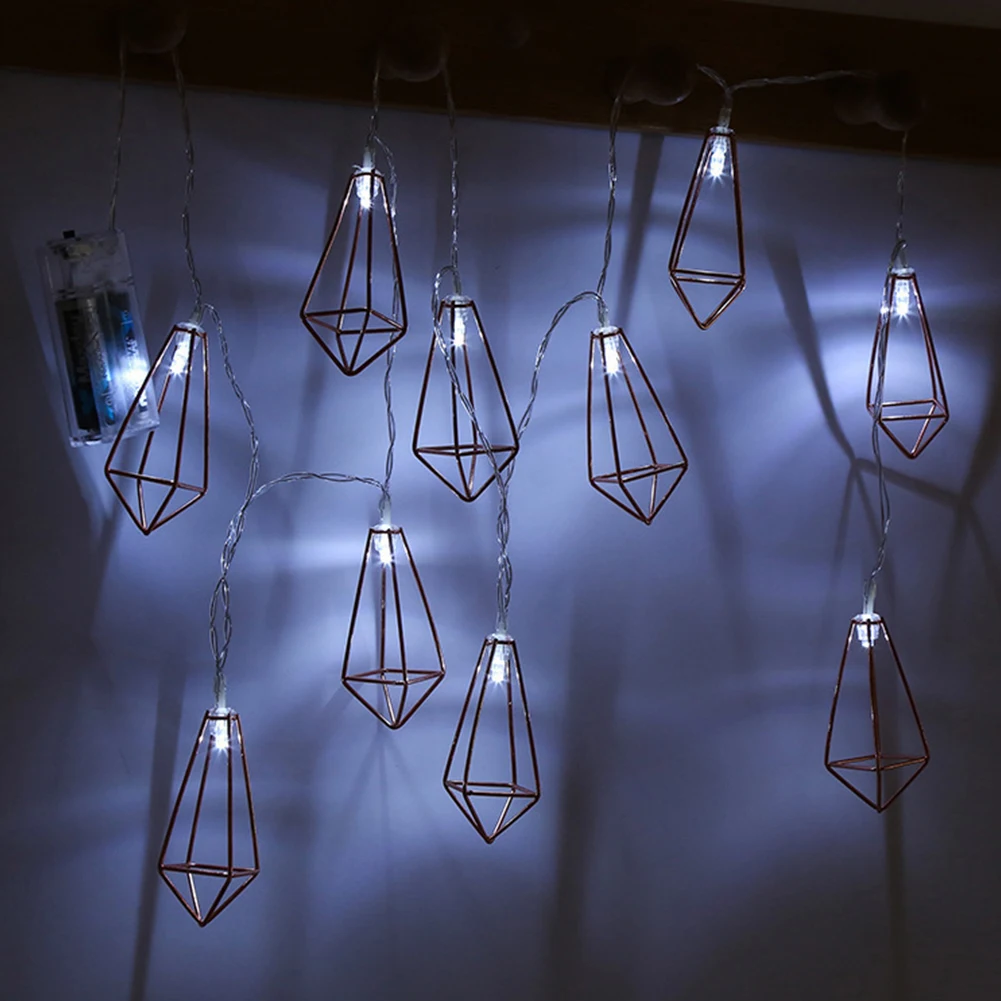 

Декоративные светильники в форме алмаза, железная искусство, стробое освещение в скандинавском стиле, простота, легкий источник питания от батареи для улицы, террасы, дорожек